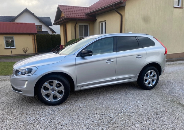 Volvo XC 60 cena 79999 przebieg: 125000, rok produkcji 2017 z Staszów małe 781